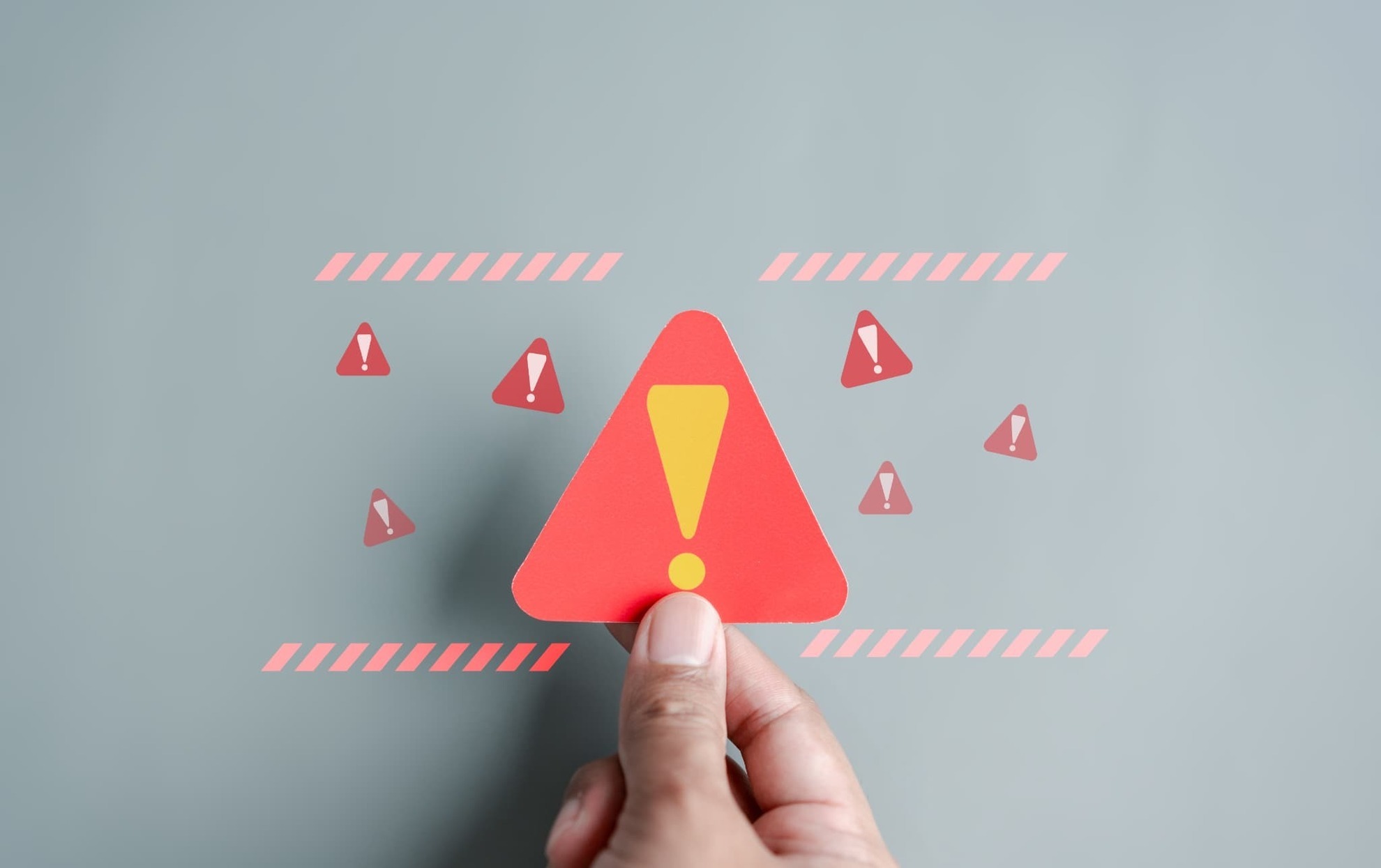 子どもの出っ歯を放っておくリスクのイメージ